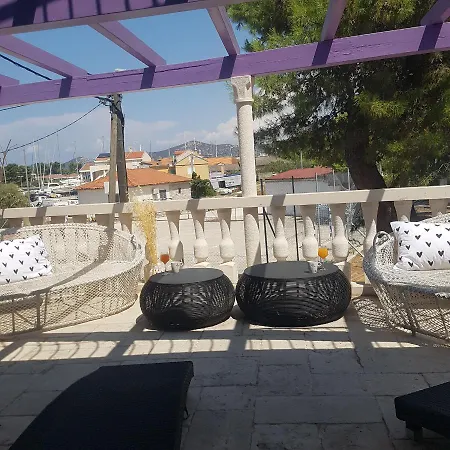 아파트 Jardin Kapetanova Kuca *