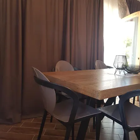 Jardin Kapetanova Kuca Veli Iz