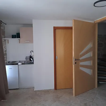 Jardin Kapetanova Kuca Lägenhet *