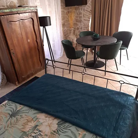 Jardin Kapetanova Kuca Apartment