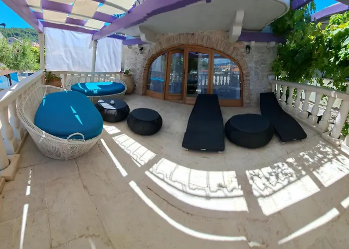 Lägenhet Jardin Kapetanova Kuca