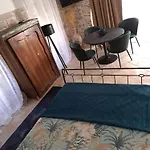 Jardin Kapetanova Kuca Veli Iz