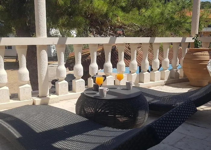 Jardin Kapetanova Kuca *